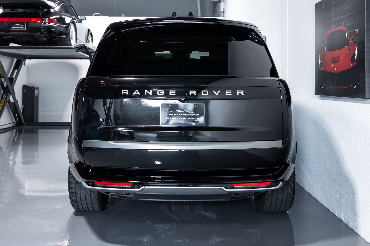 Used 2024 Land Rover Range Rover Long Wheelbase SE image 7