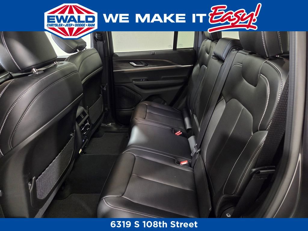 New 2025 Jeep Grand Cherokee Limited image 10