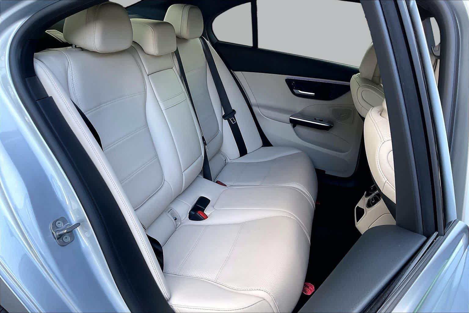 Used 2024 Mercedes-Benz C 300 Sedan image 20
