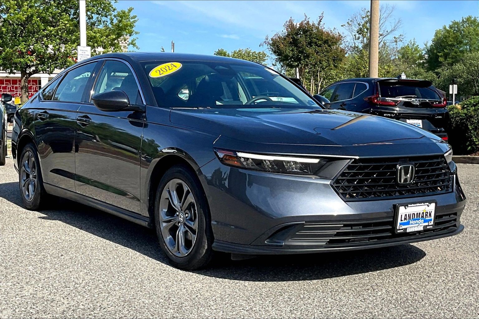Used 2024 Honda Accord EX image 11