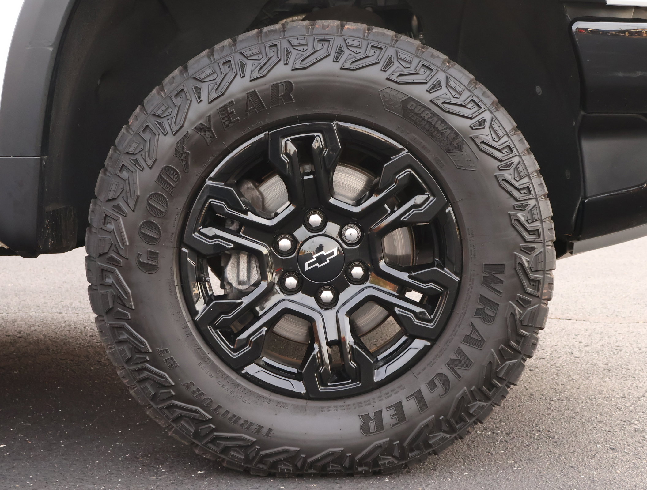 Used 2023 Chevrolet Silverado 1500 ZR2 w/ Technology Package image 28