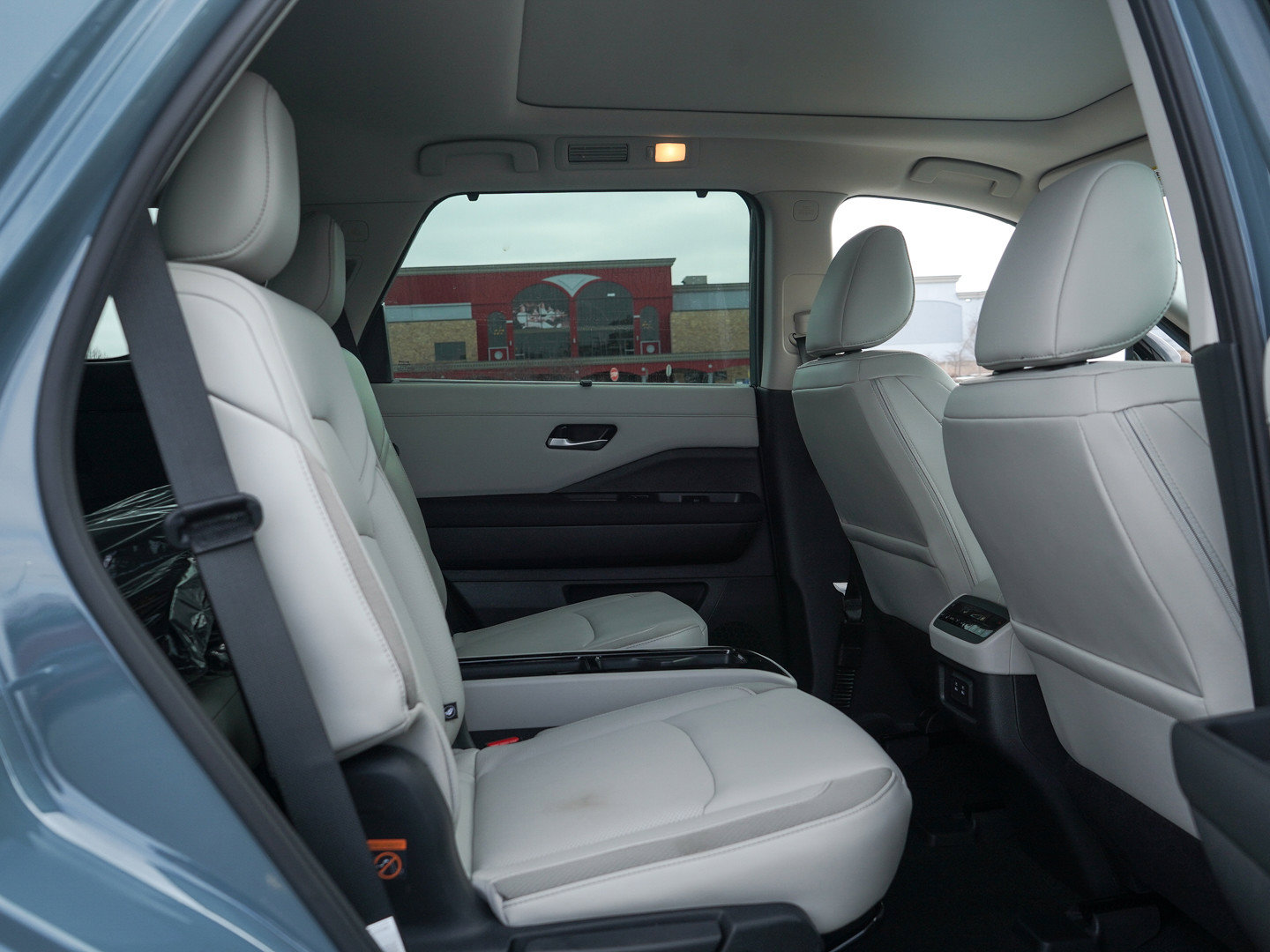 New 2026 Nissan Pathfinder SL AWD/4WD image 13