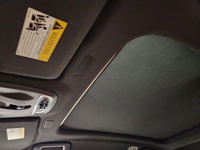 Used 2018 Volvo S90 T5 Momentum w/ Convenience Package FWD image 26