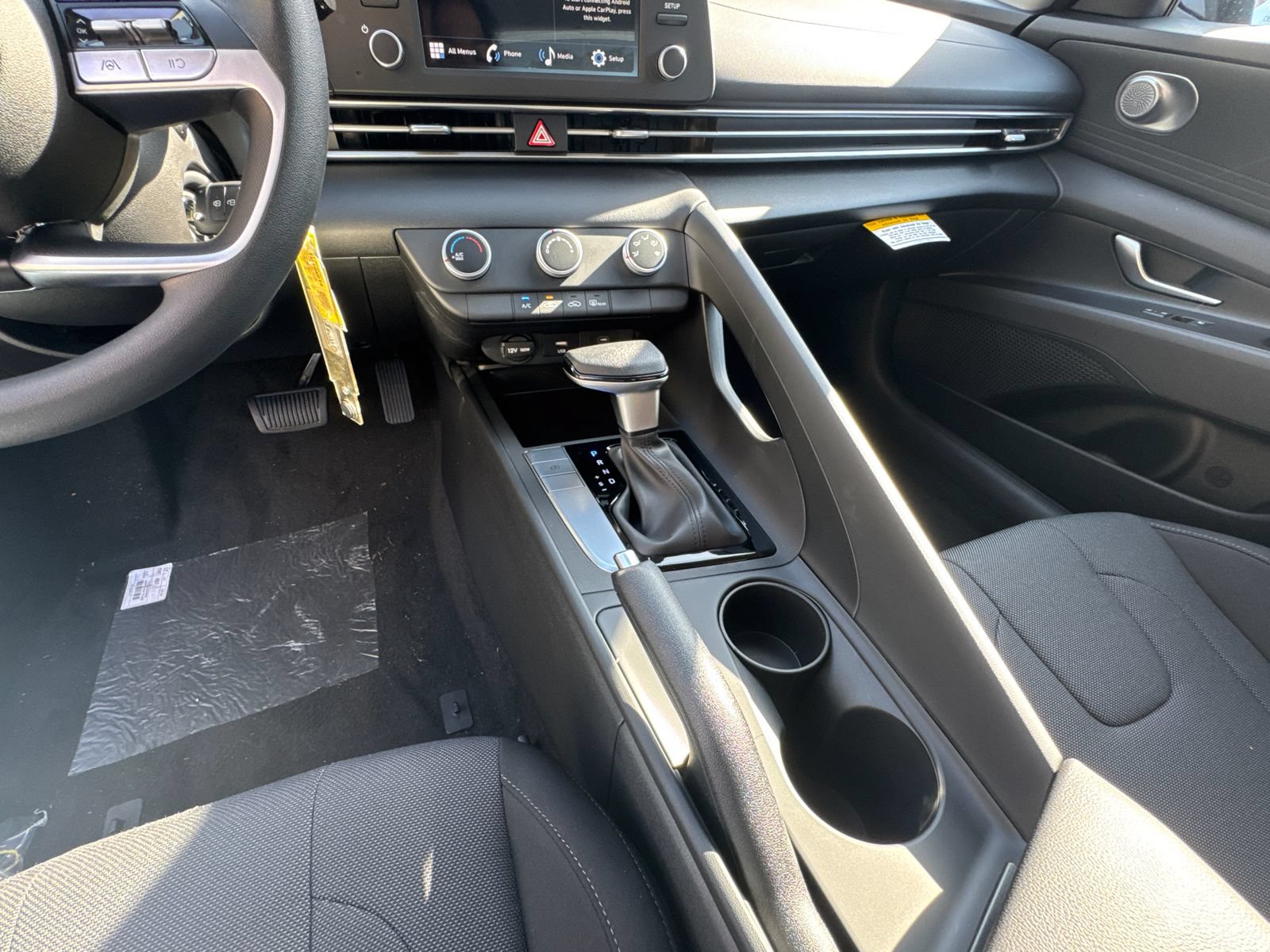 New 2026 Hyundai Elantra SE FWD image 31