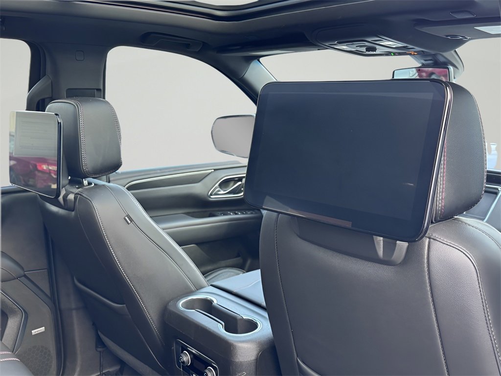 Used 2021 Chevrolet Suburban RST w/ Rear Media and Nav Package image 19