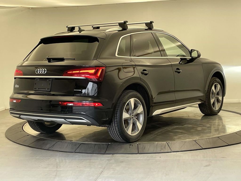 Used 2023 Audi Q5 2.0T Premium w/ Convenience Package image 7