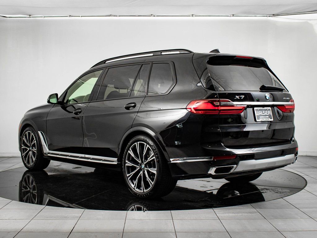 Used 2022 BMW X7 xDrive40i w/ Premium Package AWD/4WD image 11