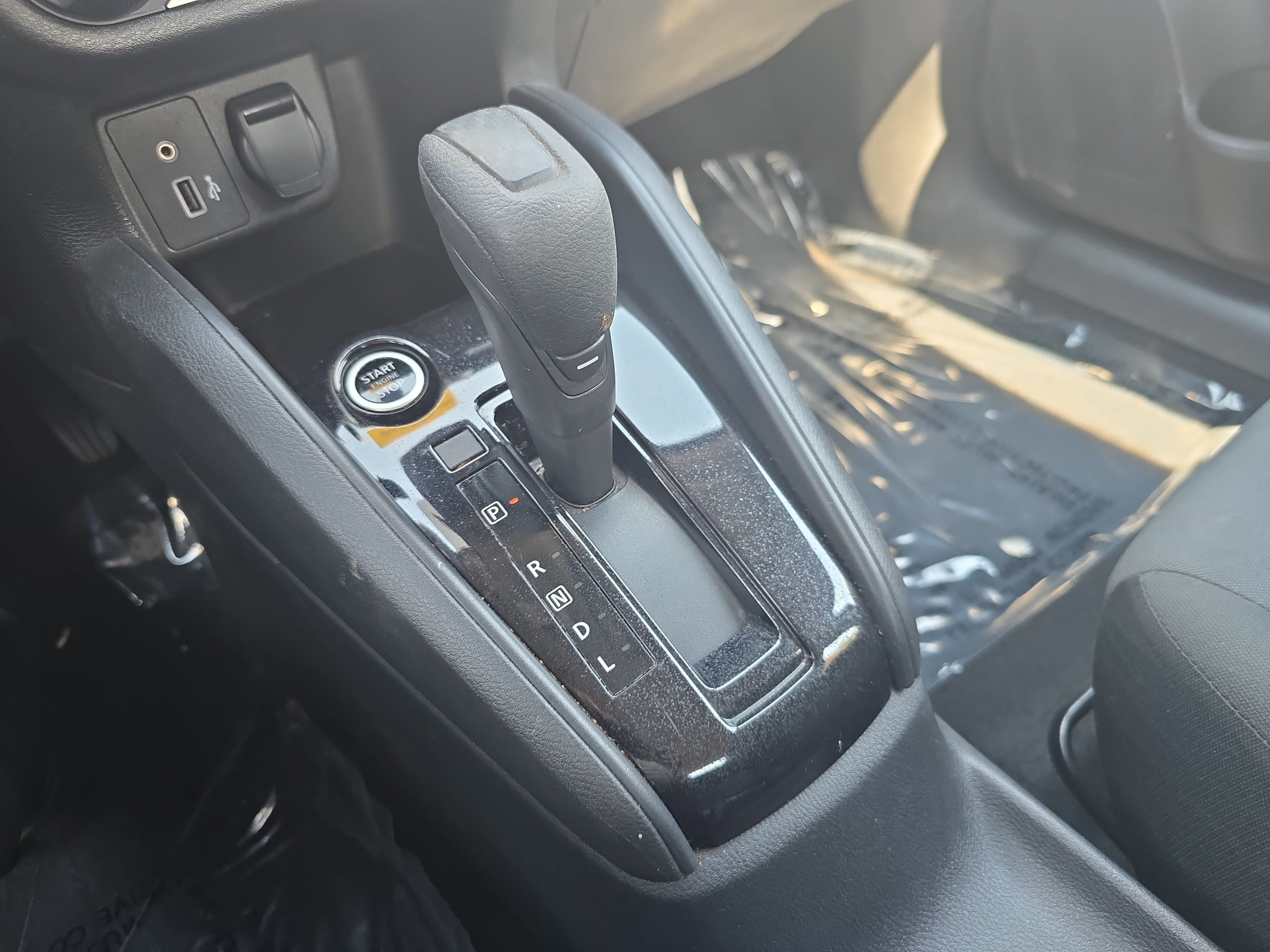 Used 2021 Nissan Versa S FWD image 22
