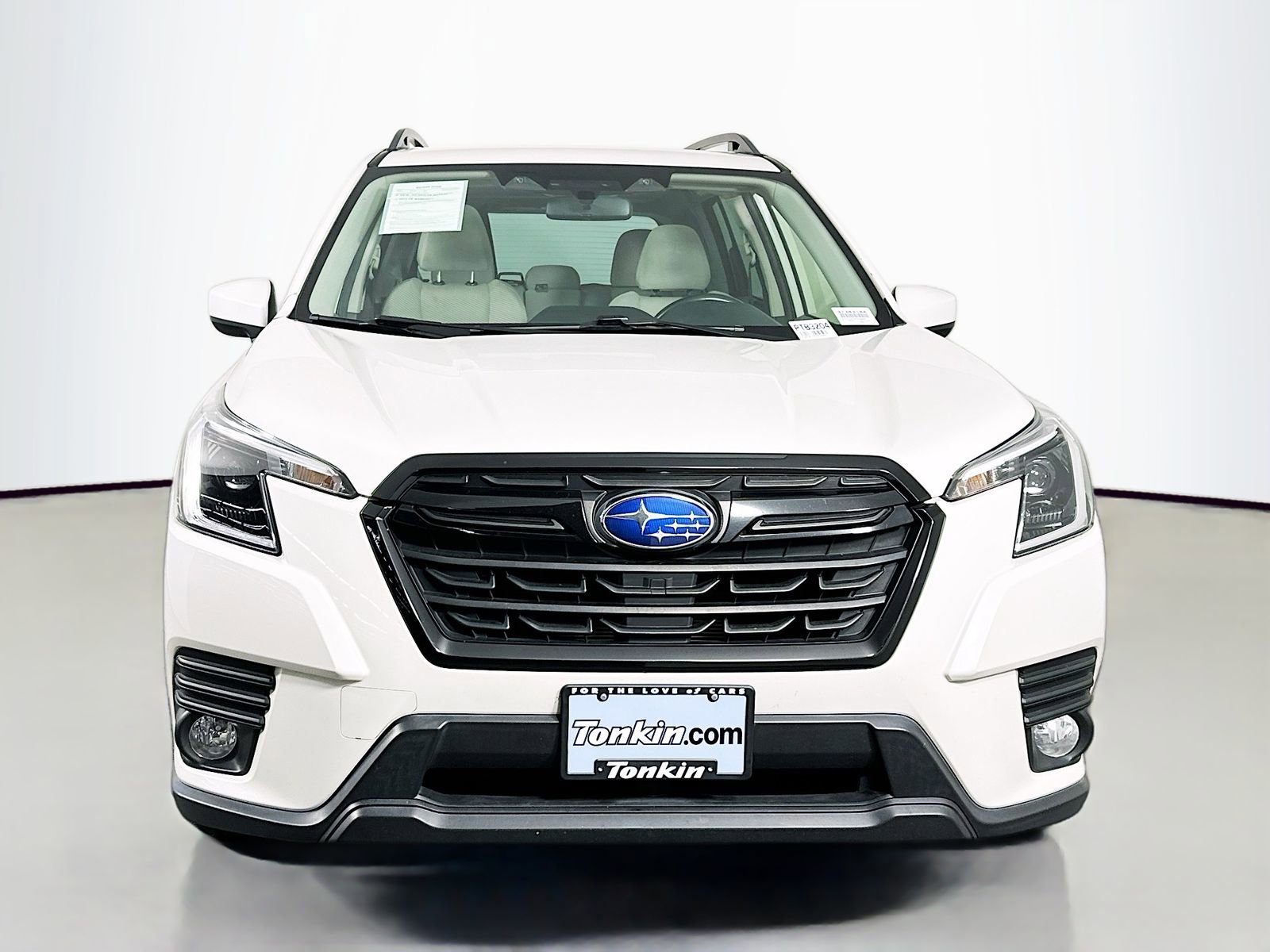 Used 2023 Subaru Forester Premium AWD/4WD image 2