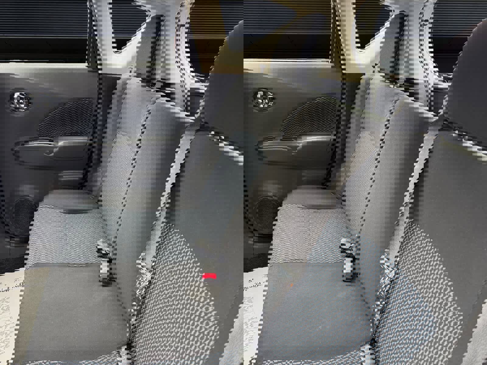 Used 2015 Nissan Versa Note SV image 14