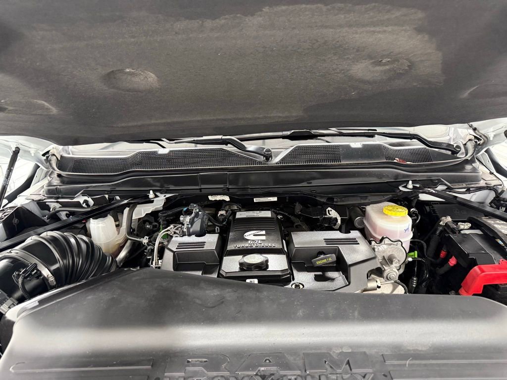 Used 2024 RAM 2500 Laramie w/ Safety Group image 9