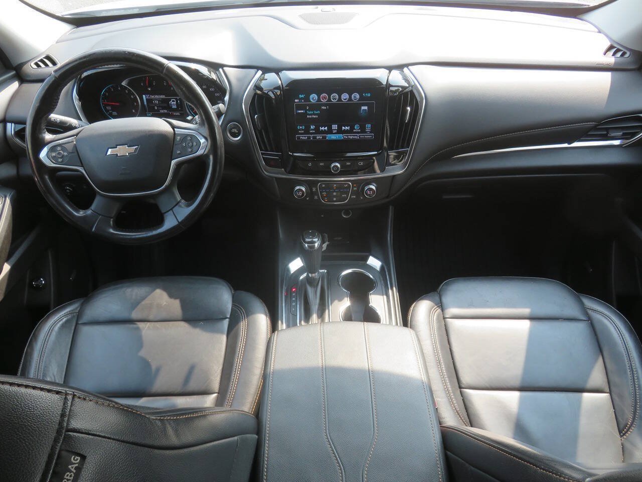 Used 2018 Chevrolet Traverse LT AWD/4WD image 9