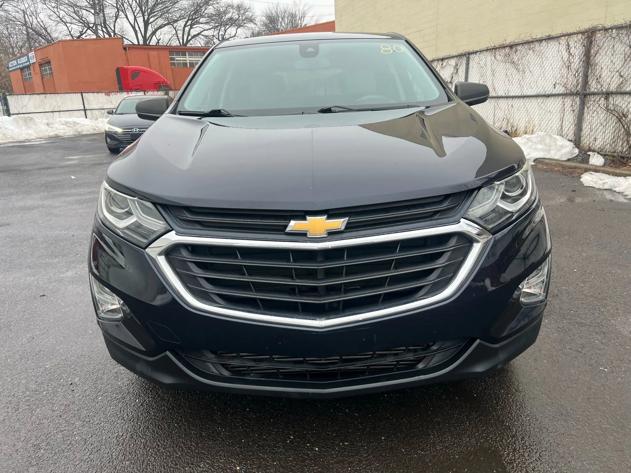 Used 2020 Chevrolet Equinox LS AWD/4WD image 2