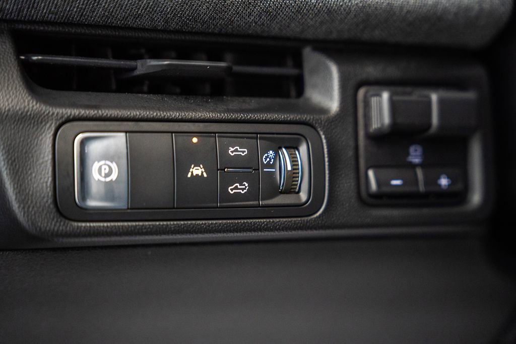 Used 2026 GMC Sierra EV Elevation w/ LPO, Elevation Dark Package AWD/4WD image 44