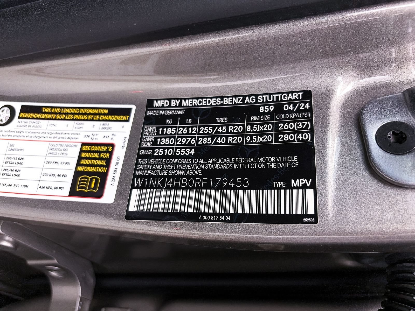 Used 2024 Mercedes-Benz GLC 300 4MATIC w/ AMG Line image 38