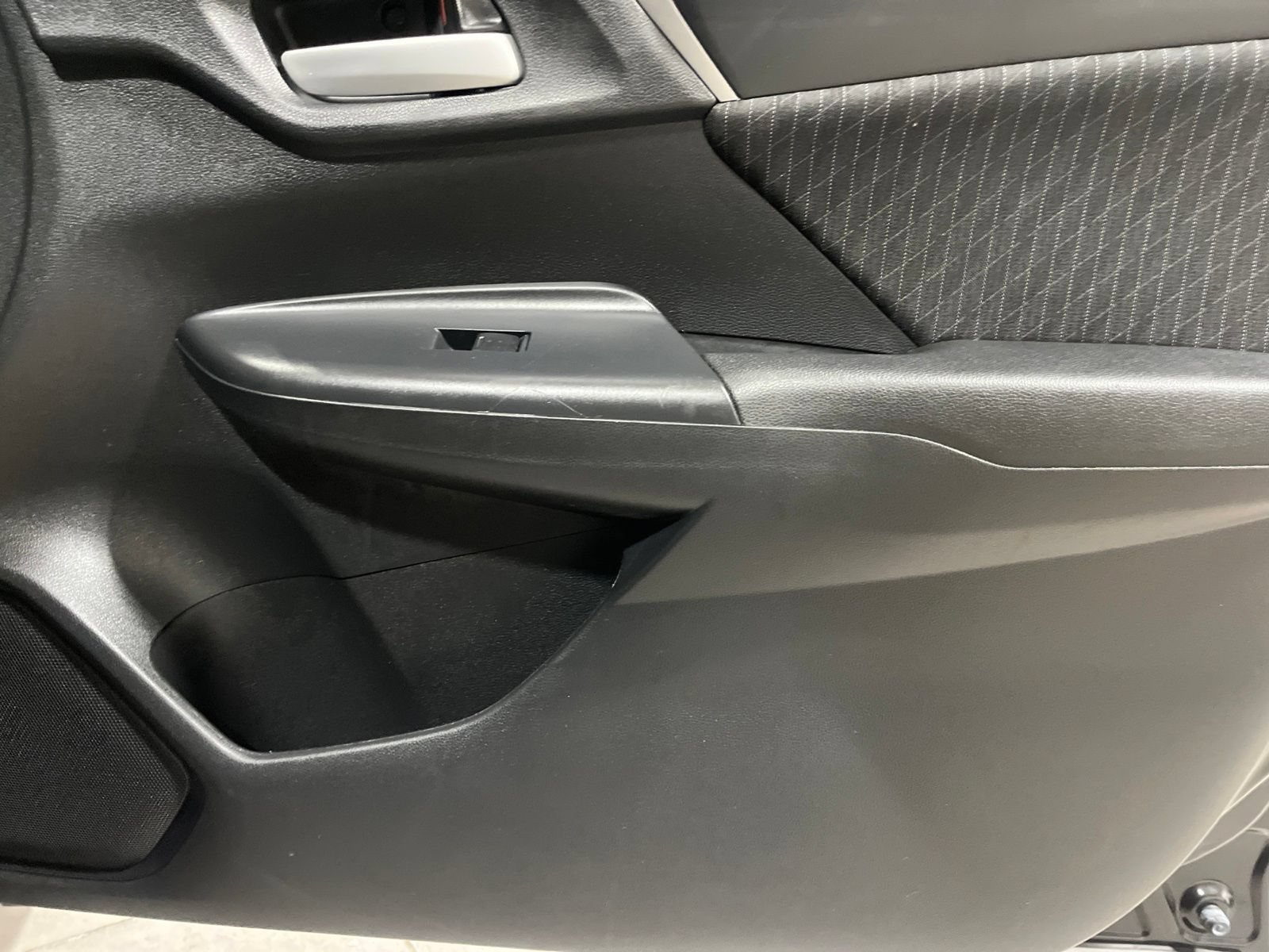 Used 2018 Honda Fit EX image 17