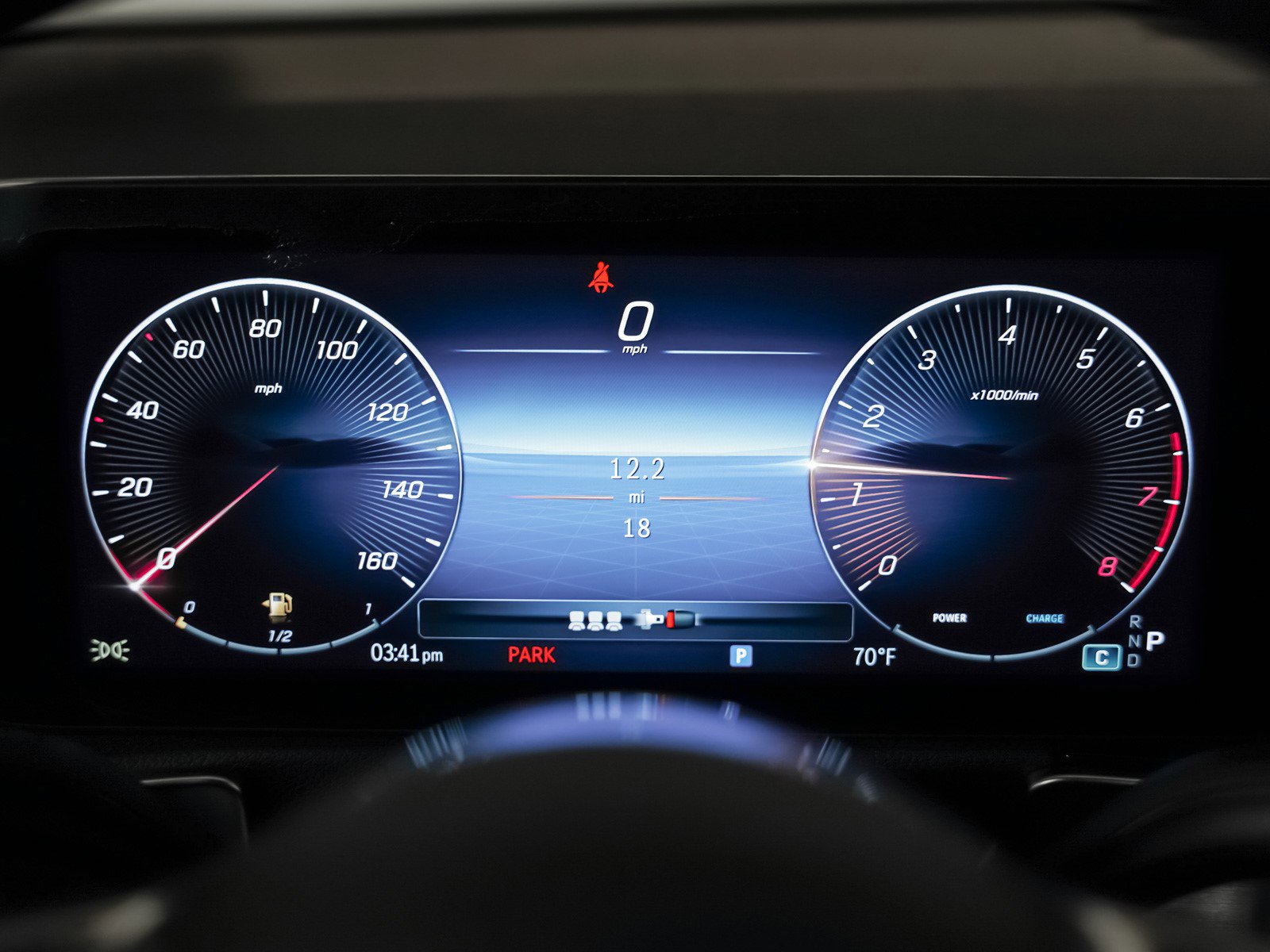 New 2025 Mercedes-Benz GLB 250 4MATIC image 16