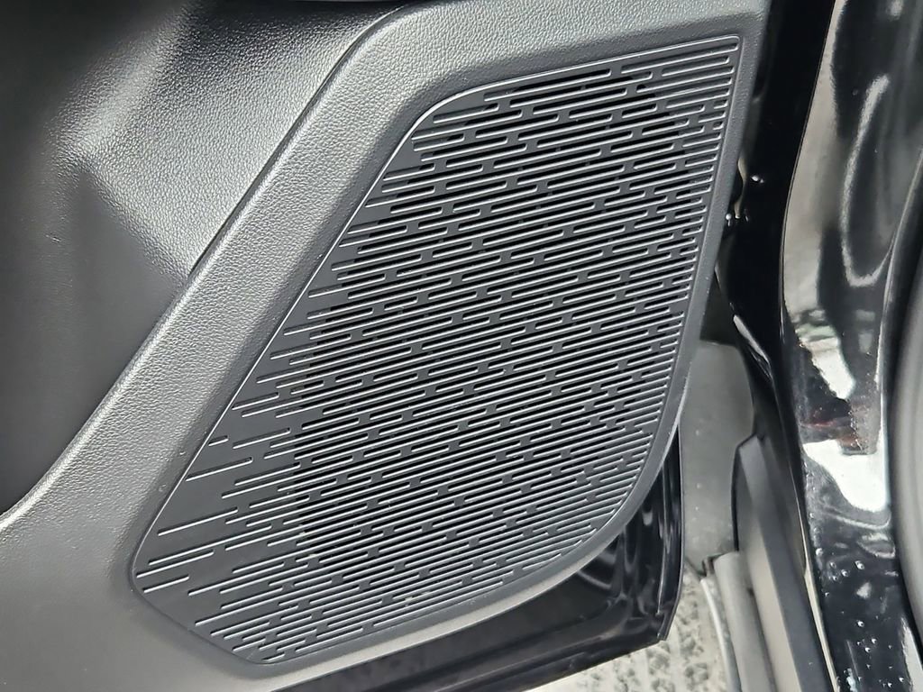 Certified 2025 Chevrolet Equinox LT image 12