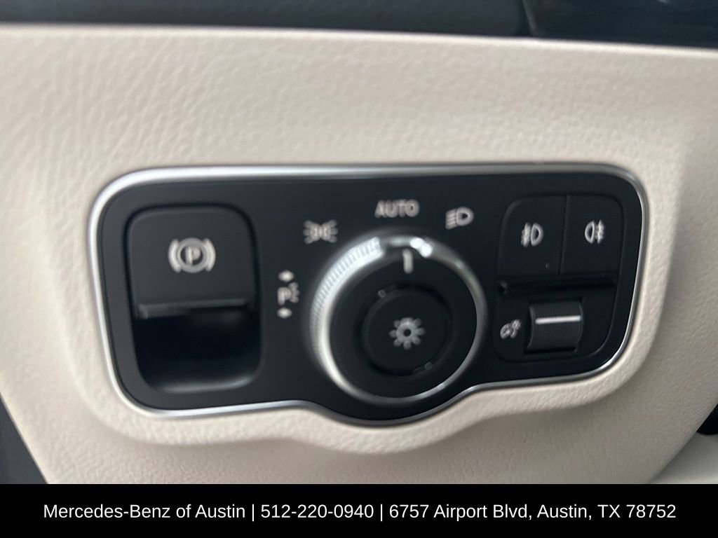 Certified 2026 Mercedes-Benz GLA 250 4MATIC image 18