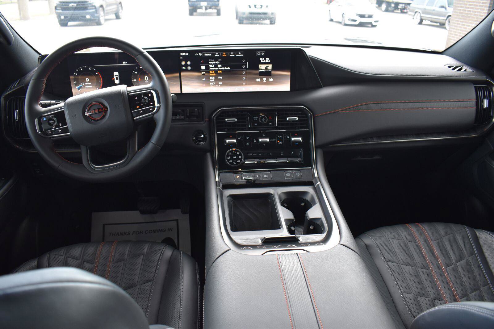 Certified 2025 Nissan Armada PRO-4X AWD/4WD image 34