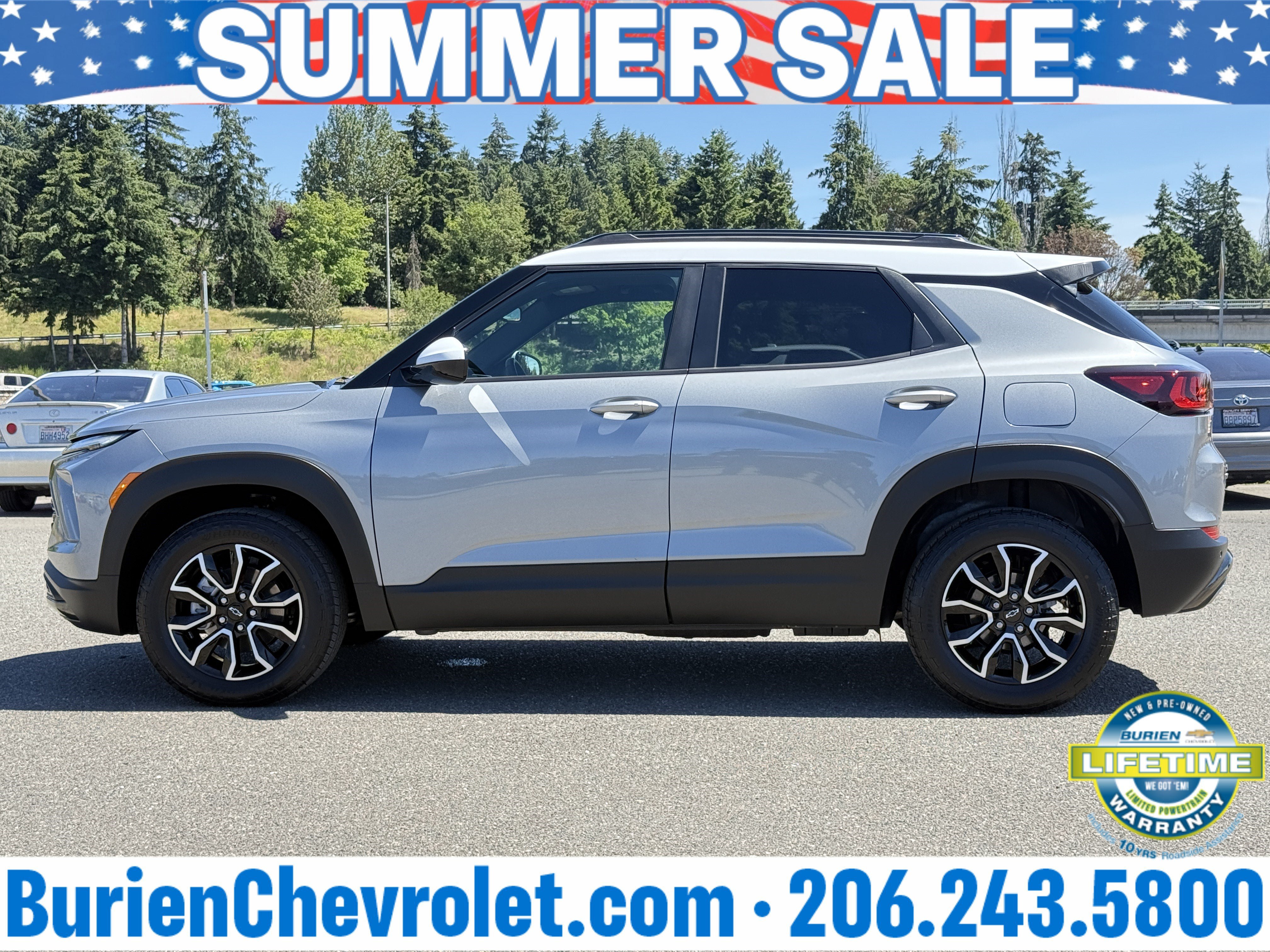 Used 2025 Chevrolet TrailBlazer ACTIV w/ Convenience Package AWD/4WD image 2