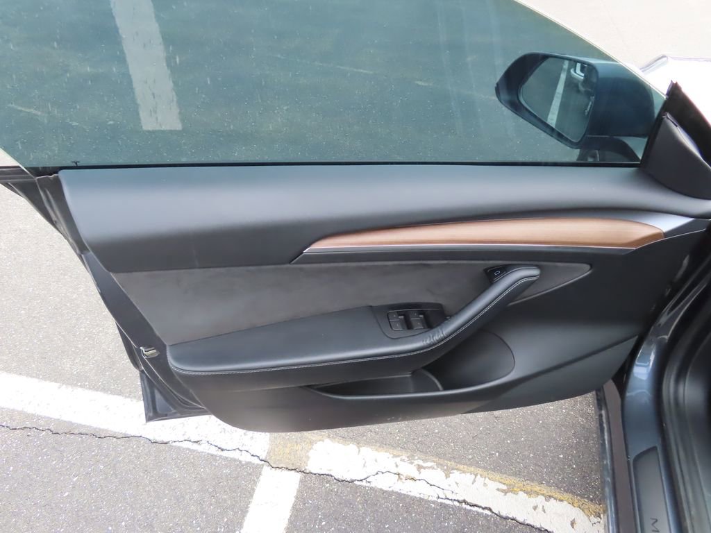 Used 2022 Tesla Model 3 Long Range image 18