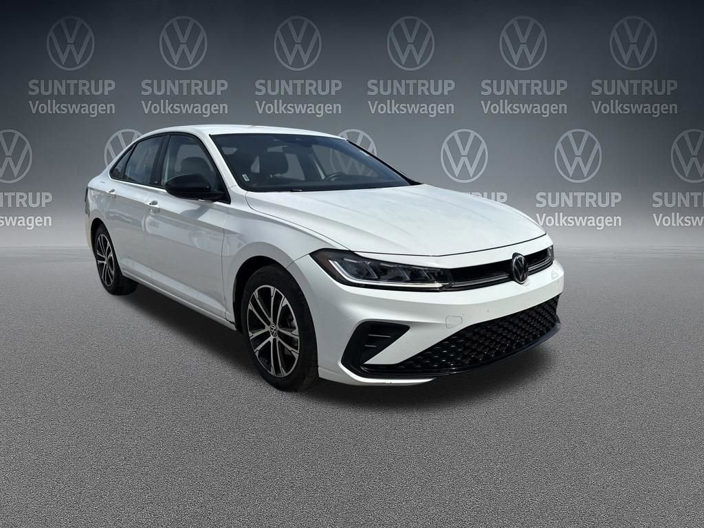 Used 2025 Volkswagen Jetta Sport image 9