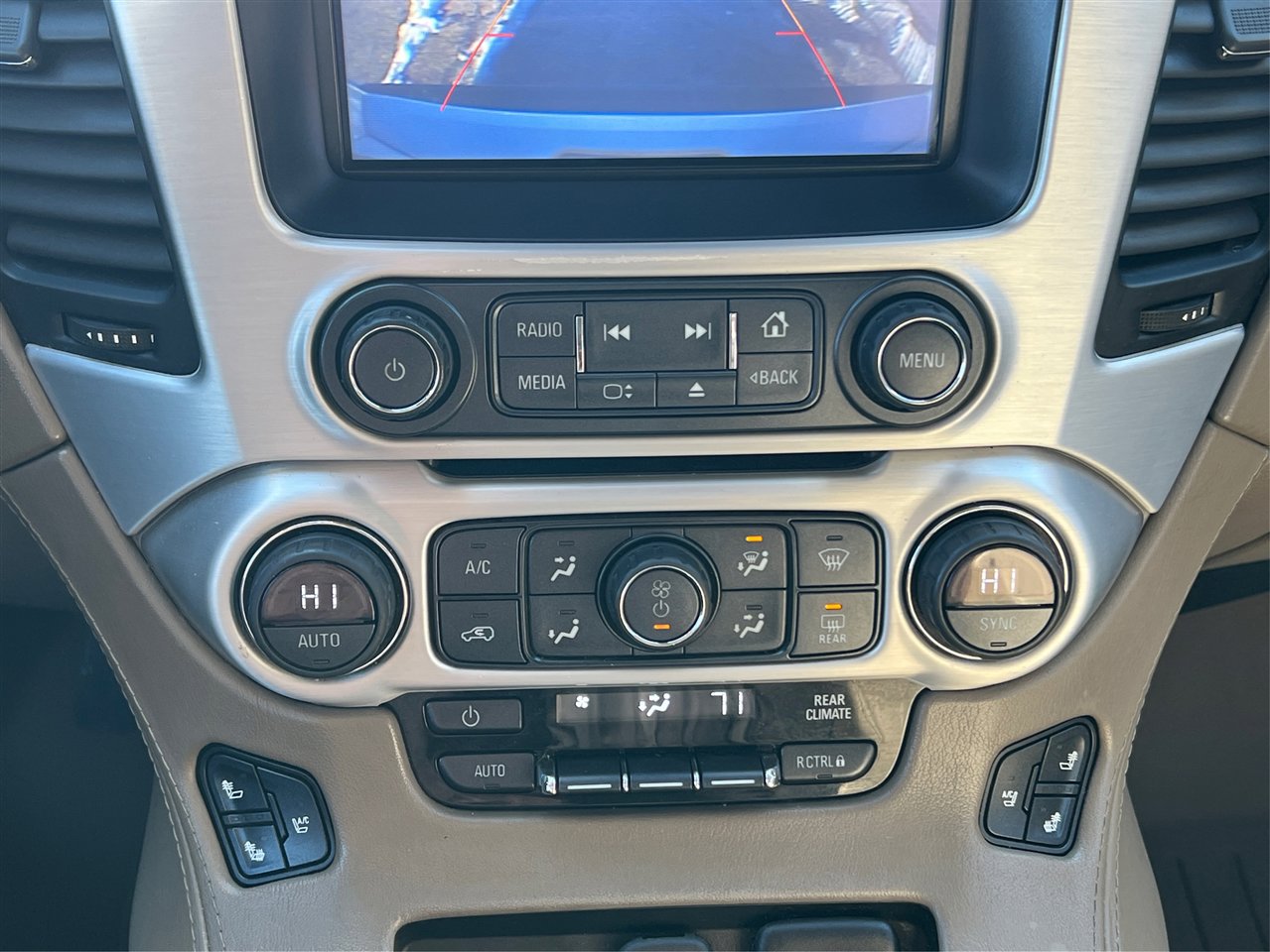 Used 2016 GMC Yukon SLT w/ Open Road Package image 38