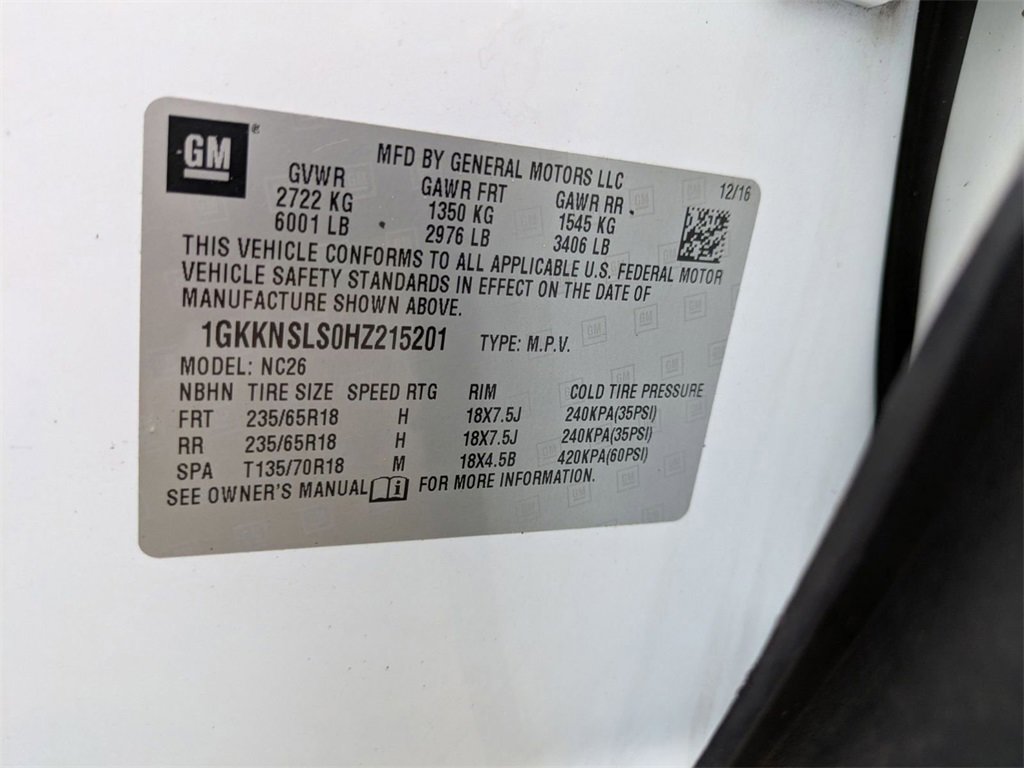 Used 2017 GMC Acadia SLE image 30