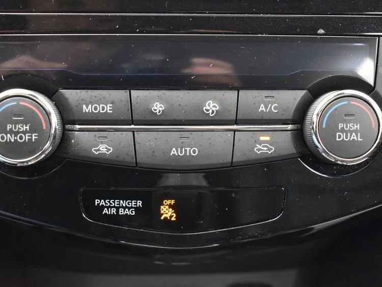 Used 2022 Nissan Rogue Sport SL w/ Premium Package AWD/4WD image 34