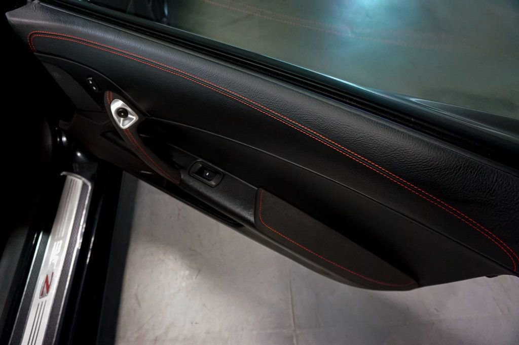 Used 2012 Chevrolet Corvette Z06 w/ 3LZ Preferred Equipment Group image 77