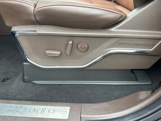 New 2025 Ford F250 King Ranch w/ Chrome Package image 26