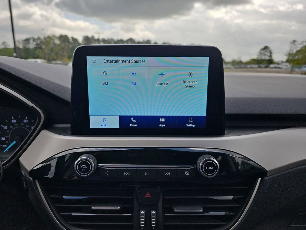 Used 2022 Ford Escape SE image 24