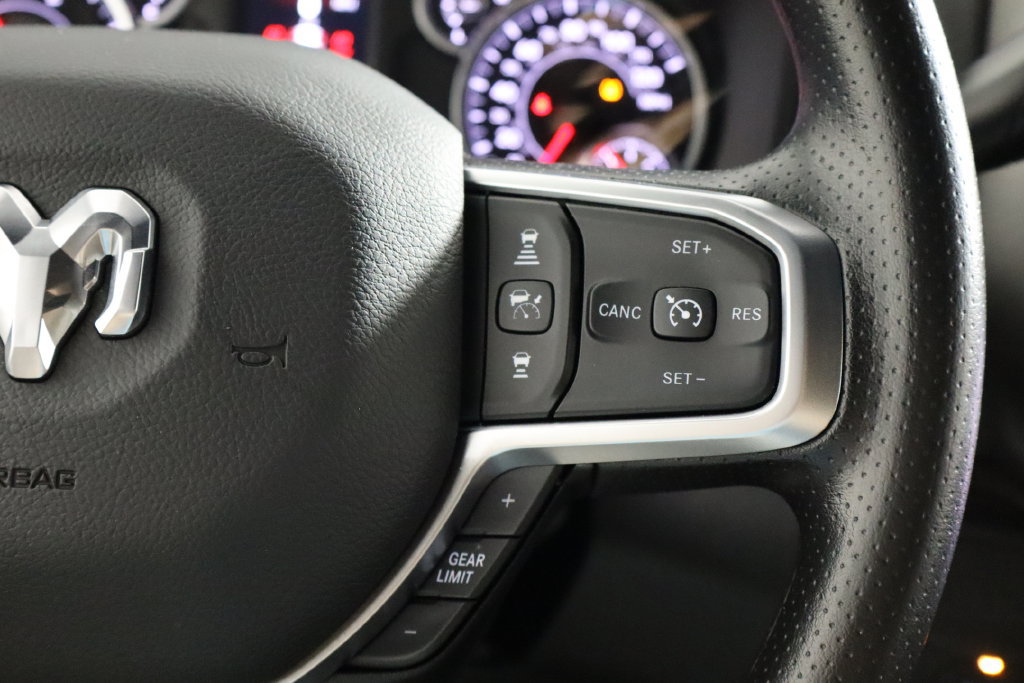 Used 2026 RAM 2500 Tradesman AWD/4WD image 8