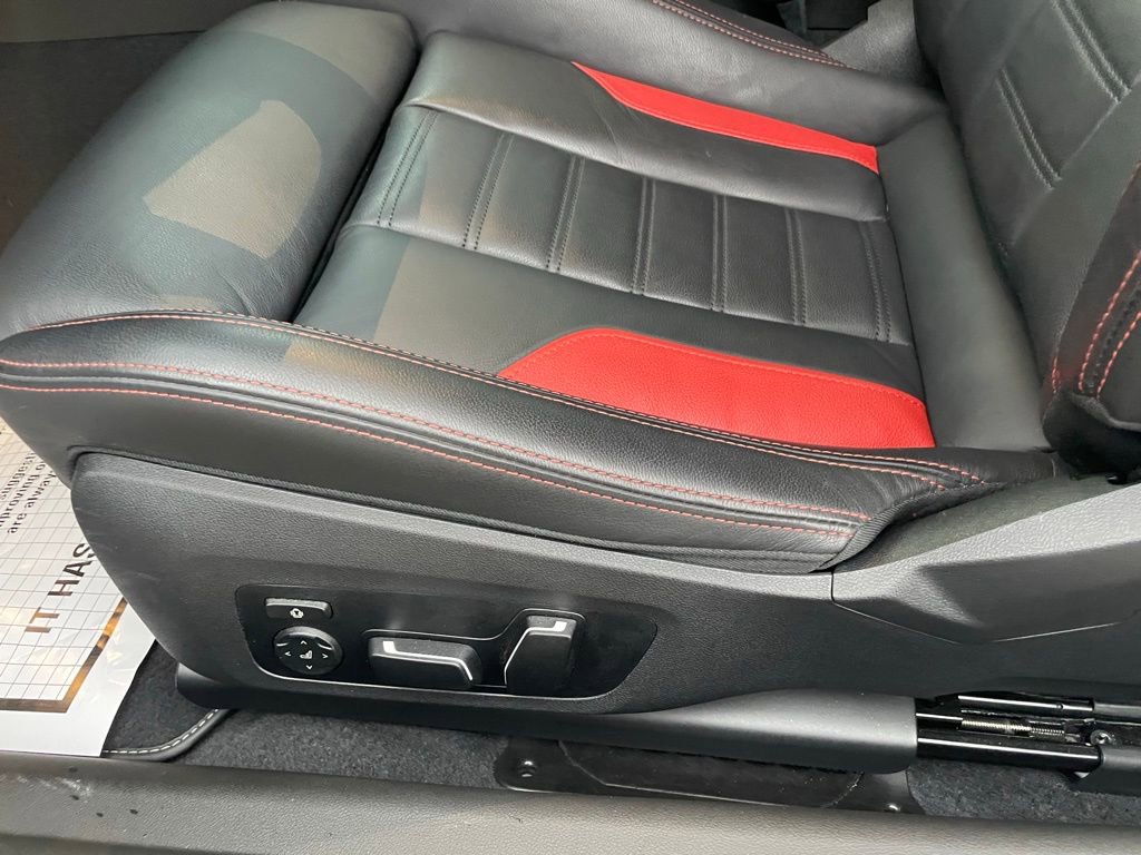 Used 2025 BMW M2 w/ Lighting Package image 10