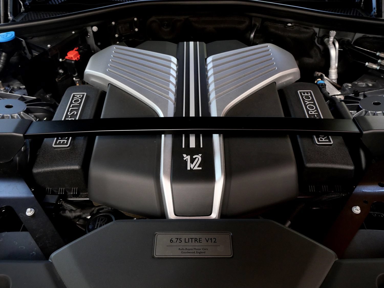 Used 2023 Rolls-Royce Phantom Sedan RWD image 35