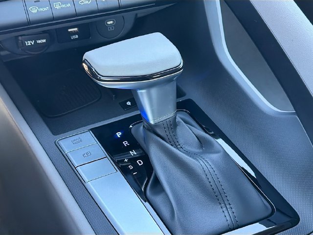 Certified 2026 Hyundai Elantra Sport FWD image 17