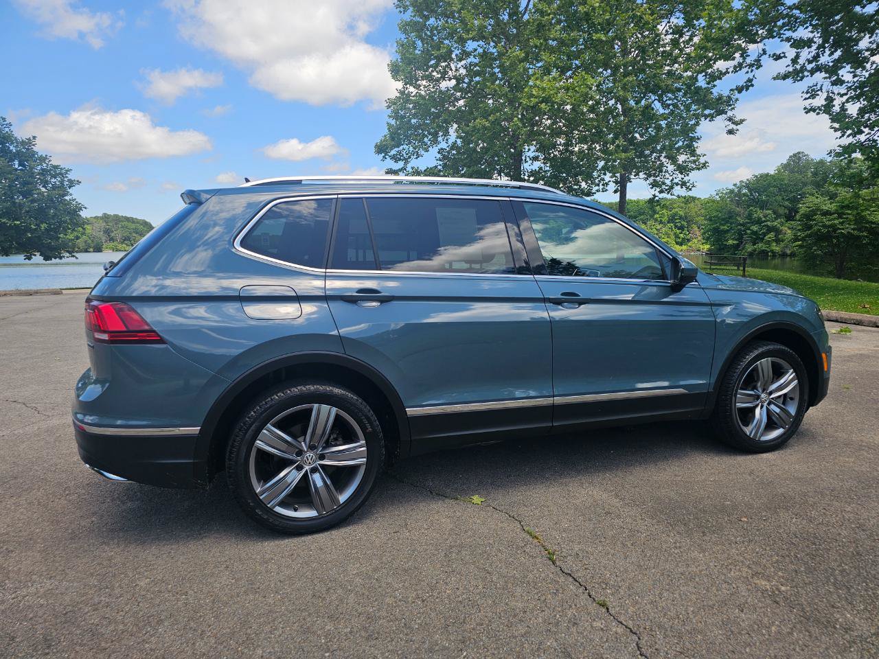 Used 2019 Volkswagen Tiguan S AWD/4WD image 4