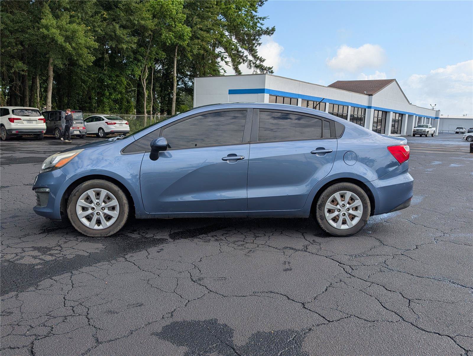 Used 2016 Kia Rio LX FWD image 2