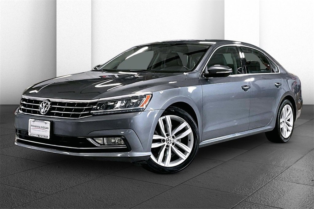 Used 2018 Volkswagen Passat 2.0T SE image 12