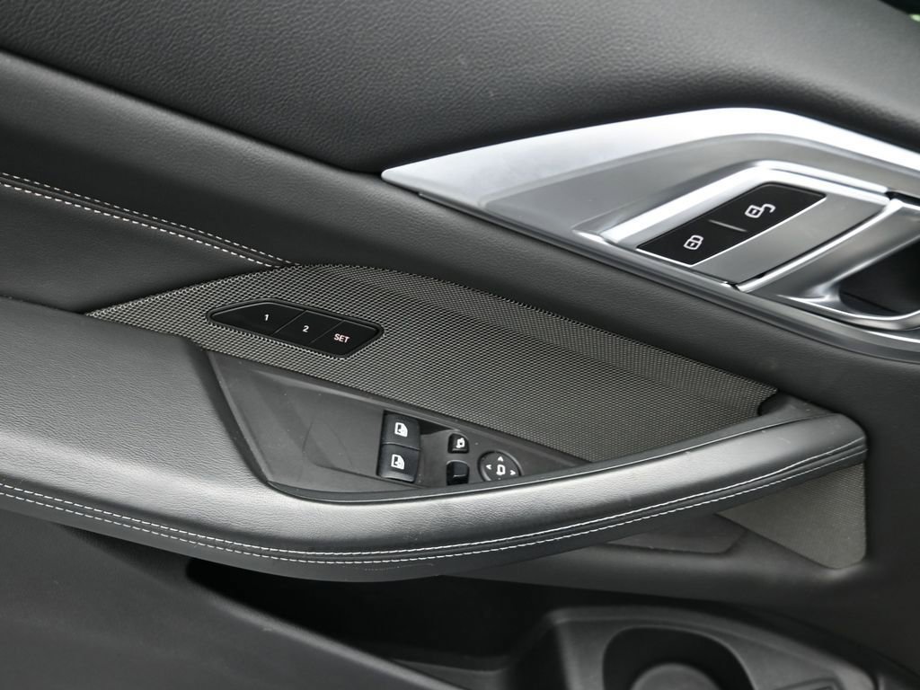 Used 2023 BMW M4 xDrive Competition image 15