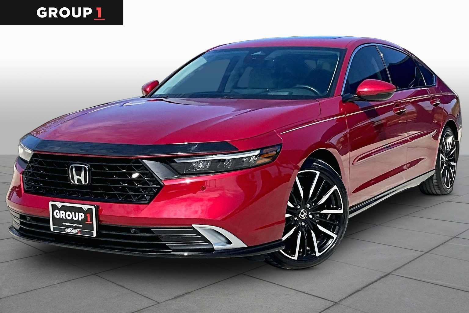 Used 2023 Honda Accord Touring image 1