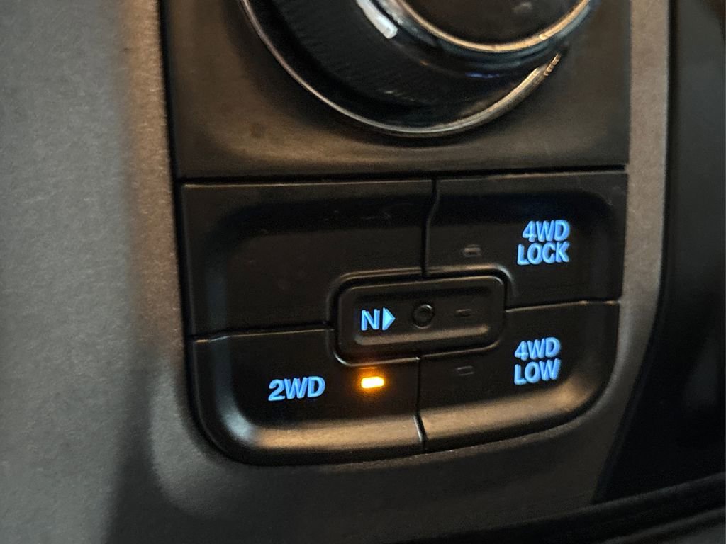 Used 2016 RAM 1500 Express image 31