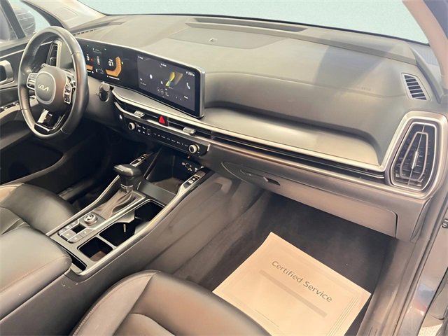 Used 2024 Kia Sorento S image 14