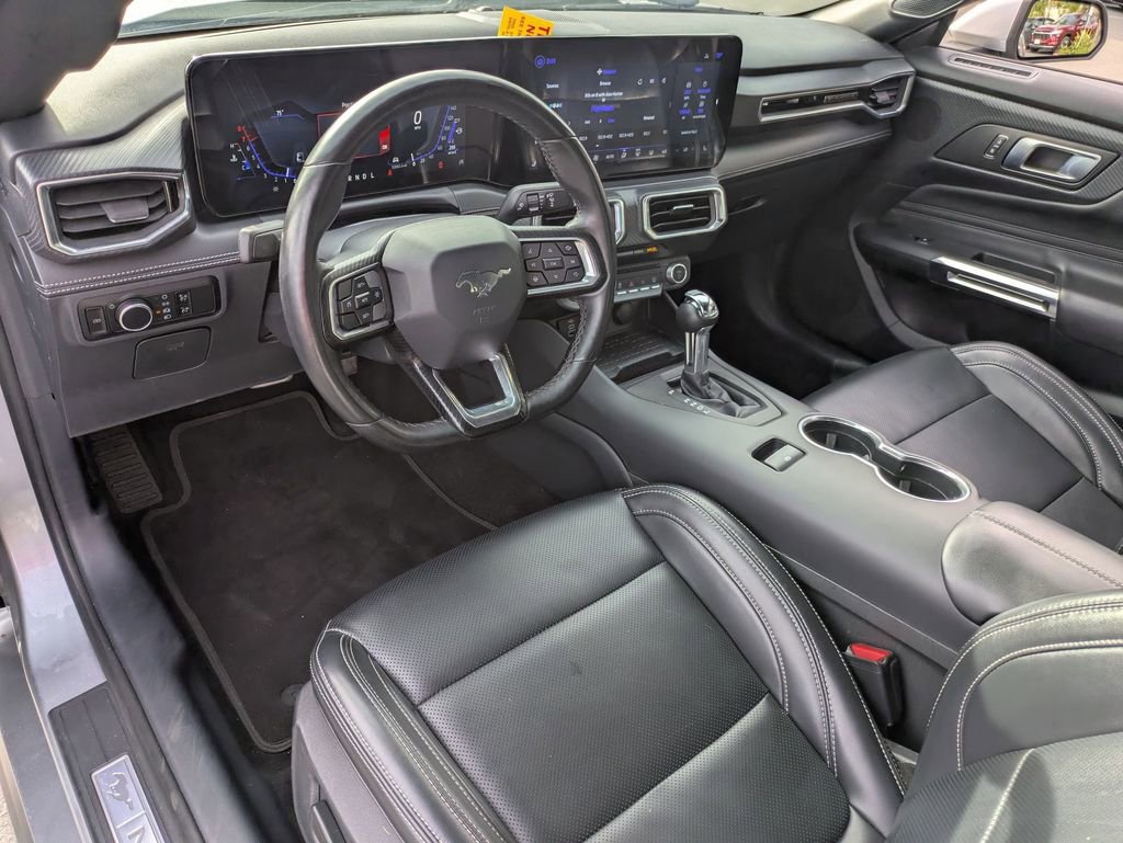 Used 2024 Ford Mustang Premium image 17