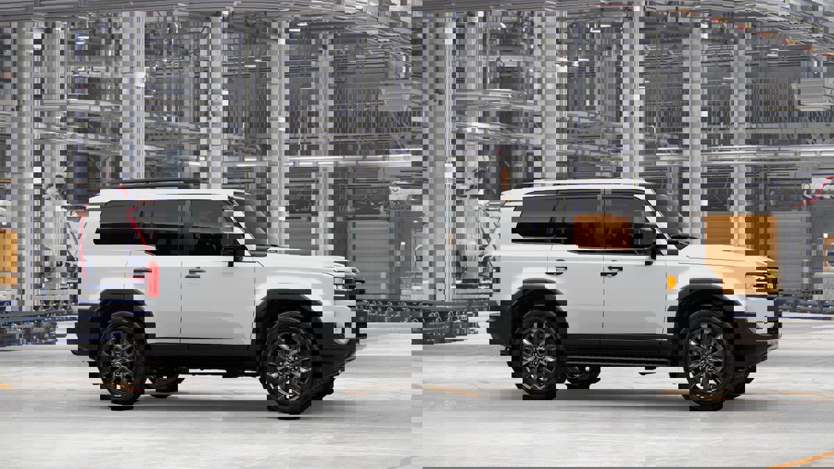 New 2027 Toyota Land Cruiser image 13