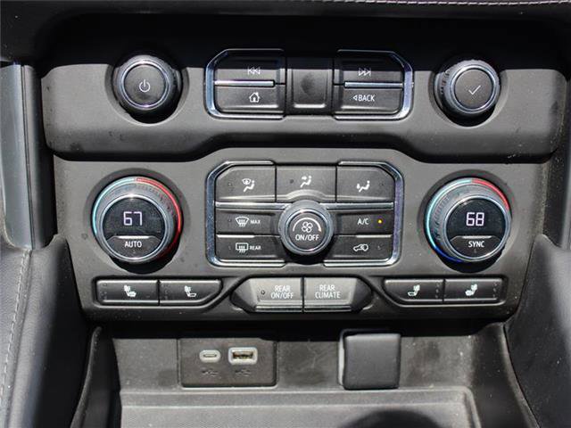 Used 2023 Chevrolet Suburban Z71 image 17