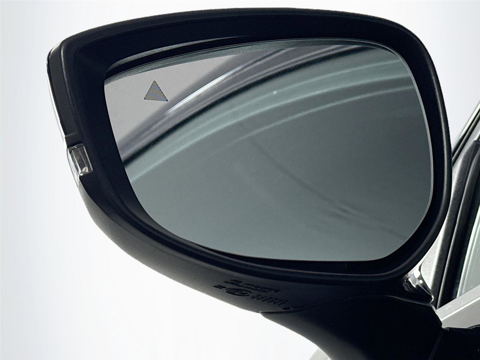 Used 2019 MAZDA MAZDA3 AWD Hatchback image 10