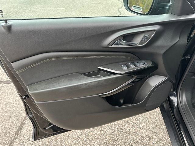 Used 2024 Chevrolet Trax LT w/ Driver Confidence Package FWD image 10