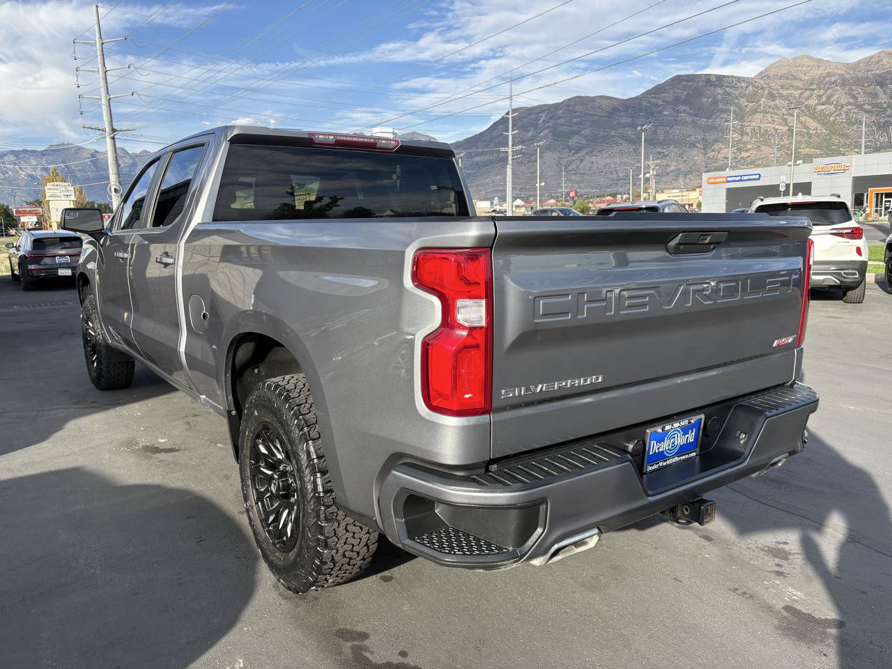 Used 2019 Chevrolet Silverado 1500 RST AWD/4WD image 7